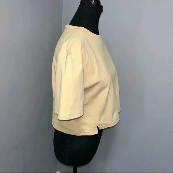 Superdown  Kayla Tee - Picture 3 of 7